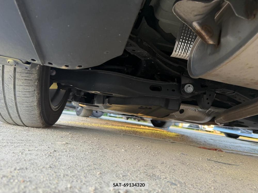 Toyota PRIUS 2023 6714477-23