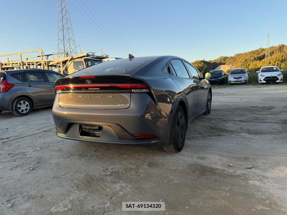 Toyota PRIUS 2023 6714477-4