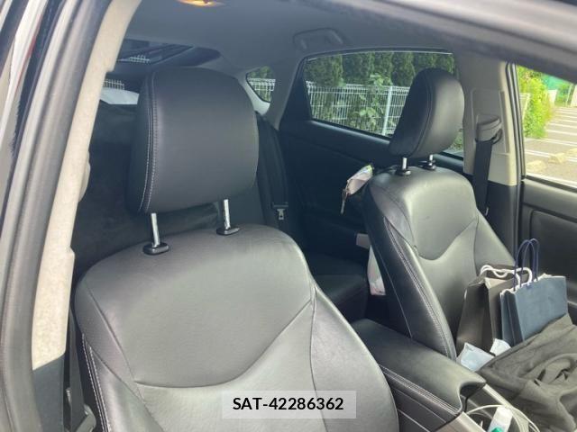 Toyota PRIUS 2012-11 7198712-8
