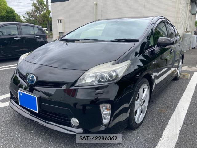 Toyota PRIUS 2012-11 7198712-1