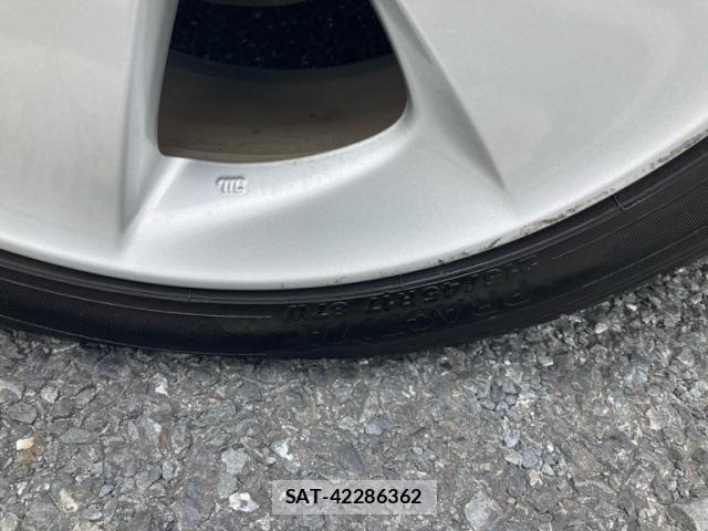 Toyota PRIUS 2012-11 7198712-6