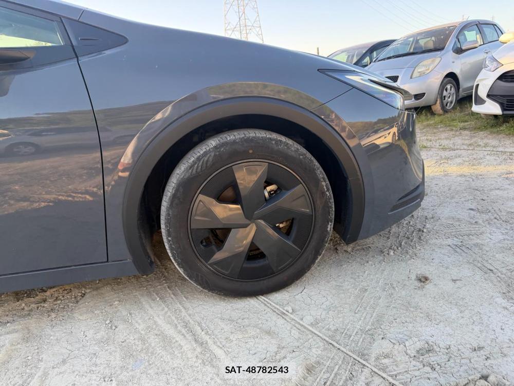 Toyota PRIUS 2023 6714476-24