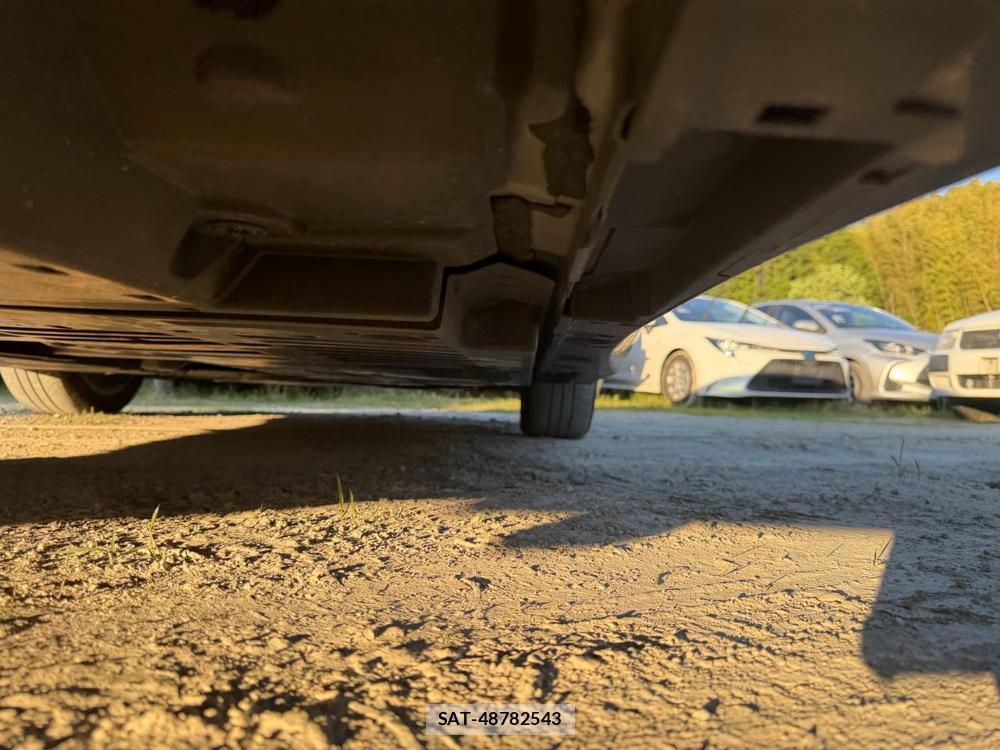 Toyota PRIUS 2023 6714476-30