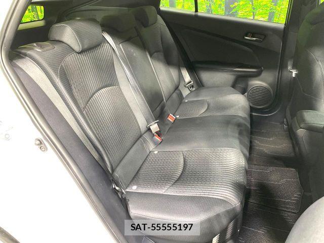 Toyota PRIUS 2017-04 7223718-10