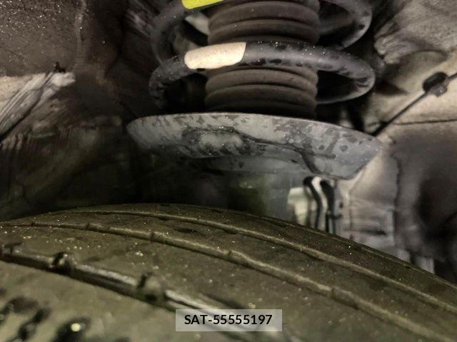 Toyota PRIUS 2017-04 7223718-19