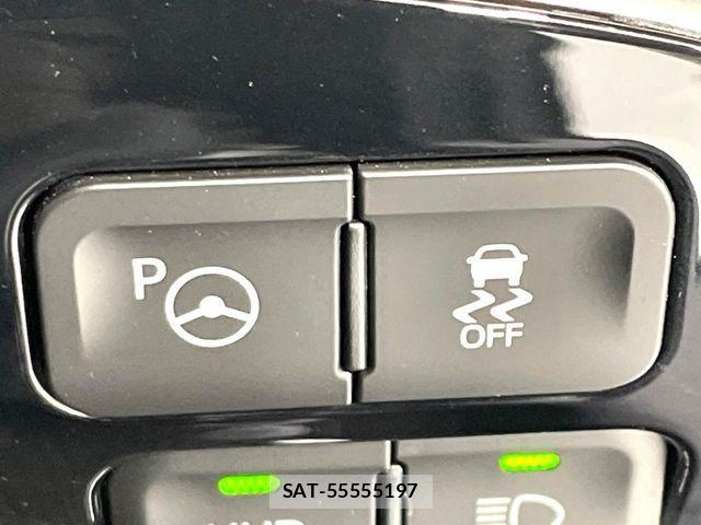 Toyota PRIUS 2017-04 7223718-7