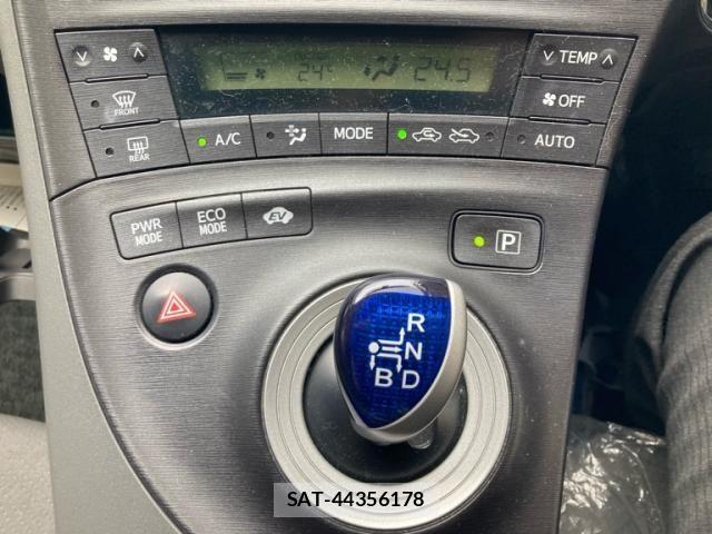 Toyota PRIUS 2010-09 7223631-20