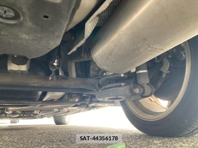 Toyota PRIUS 2010-09 7223631-8