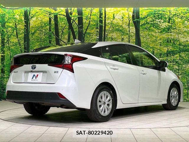 Toyota PRIUS 2022-04 7223793-16