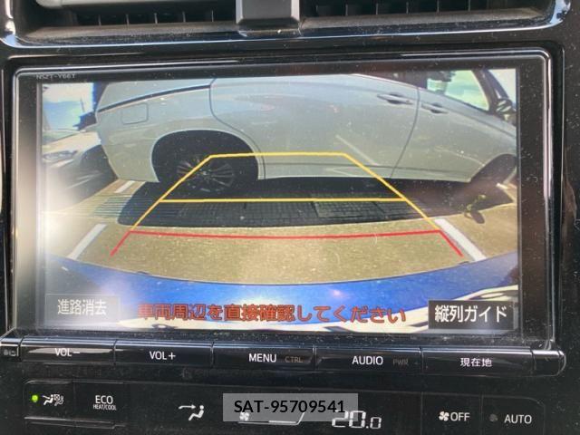 Toyota PRIUS 2018-04 7223749-21