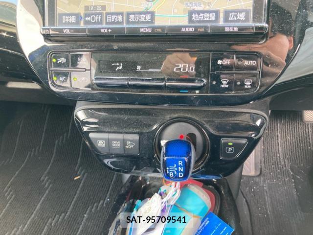 Toyota PRIUS 2018-04 7223749-23