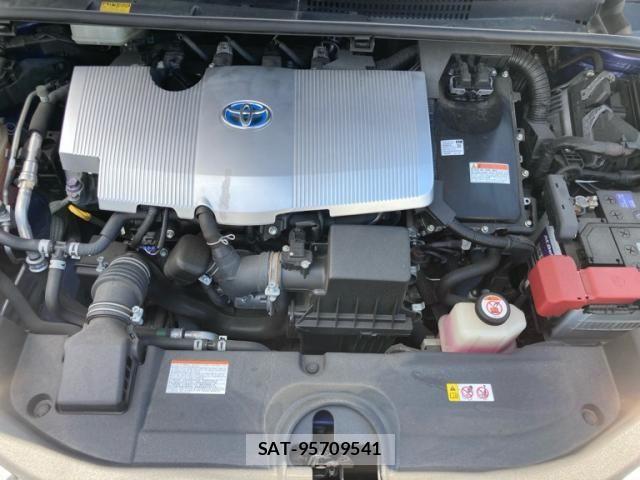 Toyota PRIUS 2018-04 7223749-25