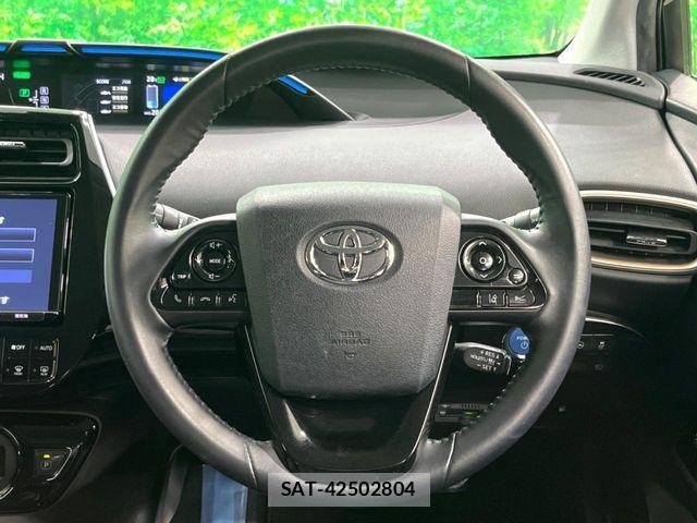 Toyota PRIUS 2018-02 7223741-12