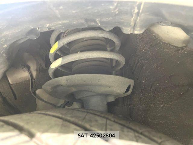 Toyota PRIUS 2018-02 7223741-19