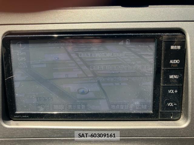 Toyota PRIUS 2015-09 7223684-13