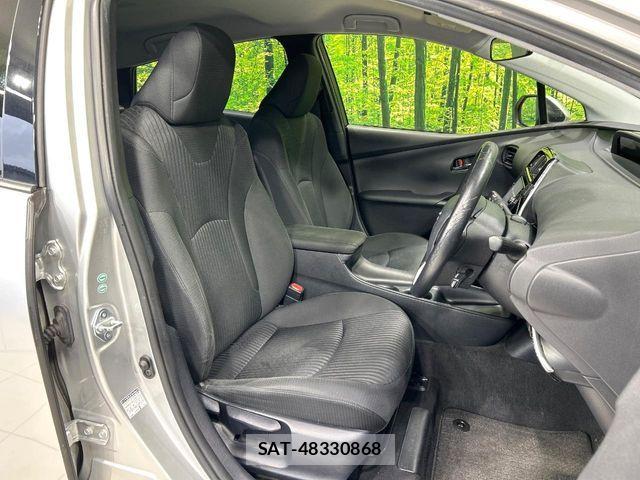 Toyota PRIUS 2016-06 7215773-7
