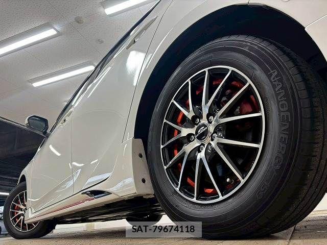 Toyota PRIUS 2017-03 7223712-18