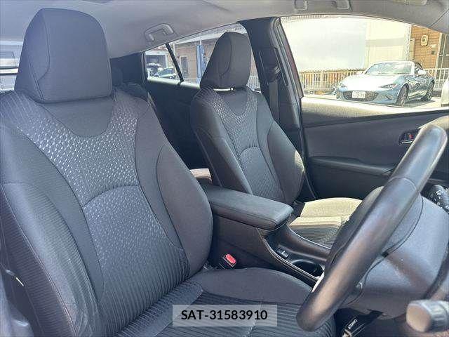 Toyota PRIUS 2016-07 7223702-6