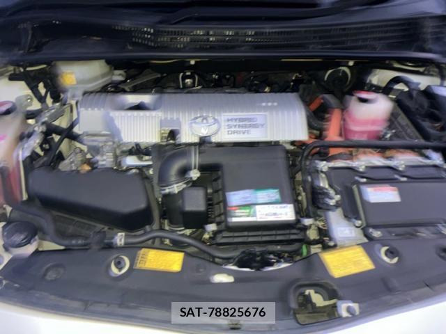 Toyota PRIUS 2014-07 7223677-13