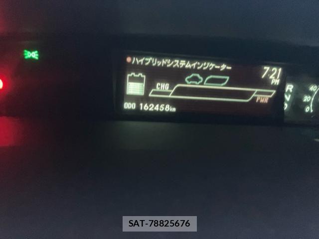 Toyota PRIUS 2014-07 7223677-16