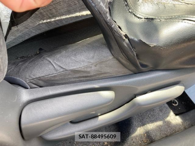 Toyota PRIUS 2011-07 7223640-21