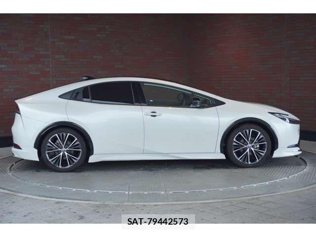 Toyota PRIUS 2023-03 7223807-1