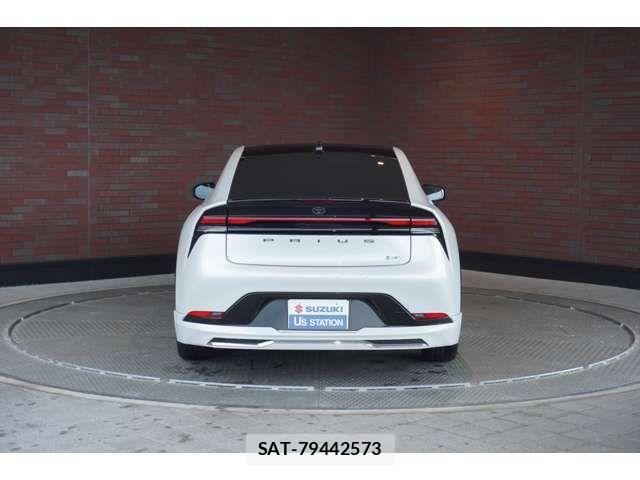 Toyota PRIUS 2023-03 7223807-2
