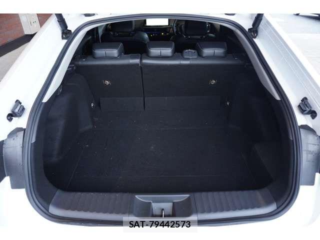 Toyota PRIUS 2023-03 7223807-7