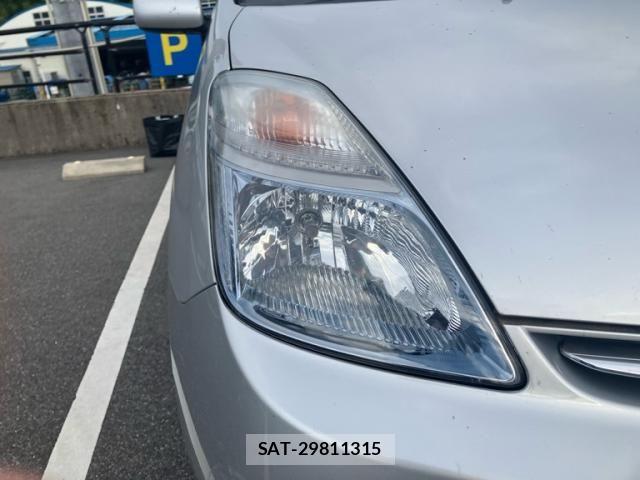 Toyota PRIUS 2008-06 7223598-11