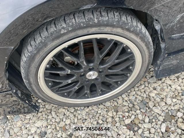 Toyota PRIUS 2018-08 7223746-10