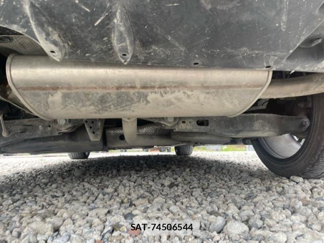 Toyota PRIUS 2018-08 7223746-11
