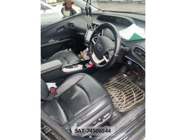 Toyota PRIUS 2018-08 7223746-14