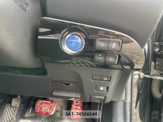 Toyota PRIUS 2018-08 7223746-21