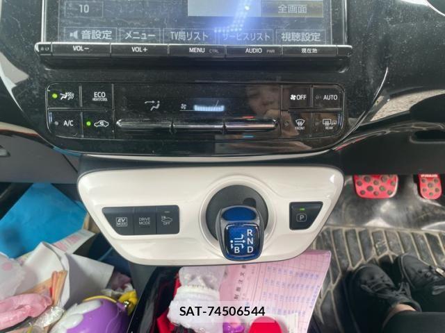 Toyota PRIUS 2018-08 7223746-24