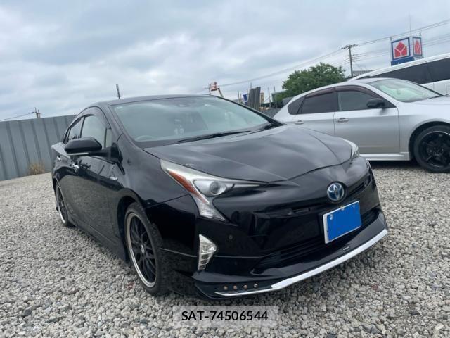 Toyota PRIUS 2018-08 7223746-3