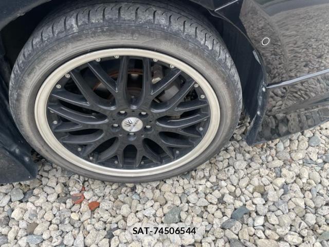 Toyota PRIUS 2018-08 7223746-7