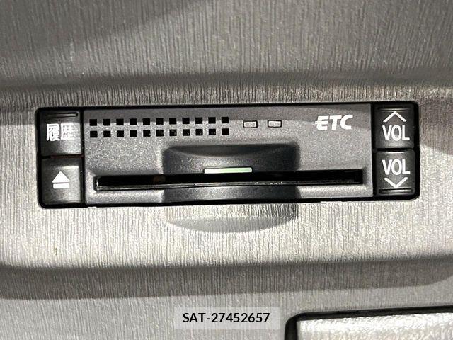 Toyota PRIUS 2009-06 7223604-3
