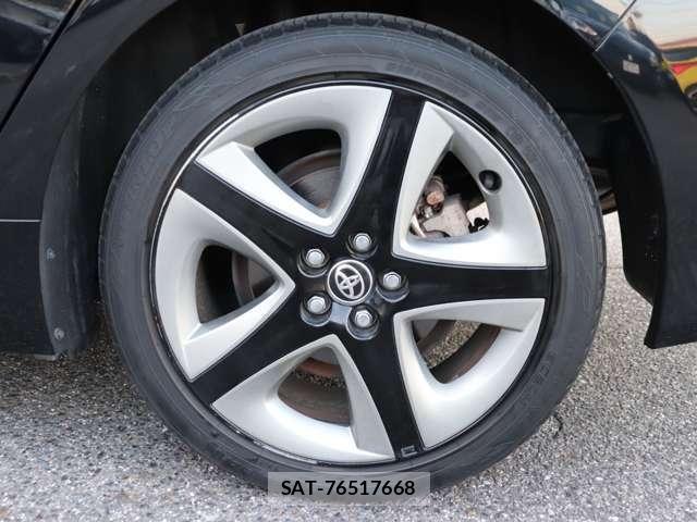 Toyota PRIUS 2019-08 7223772-19