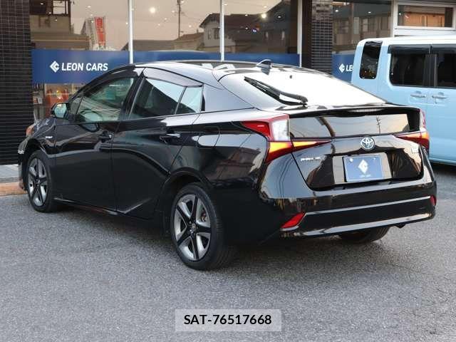 Toyota PRIUS 2019-08 7223772-4