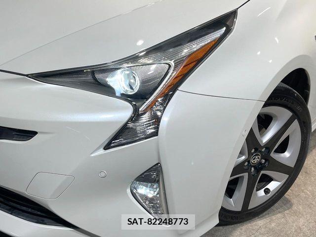 Toyota PRIUS 2018-09 7223752-11