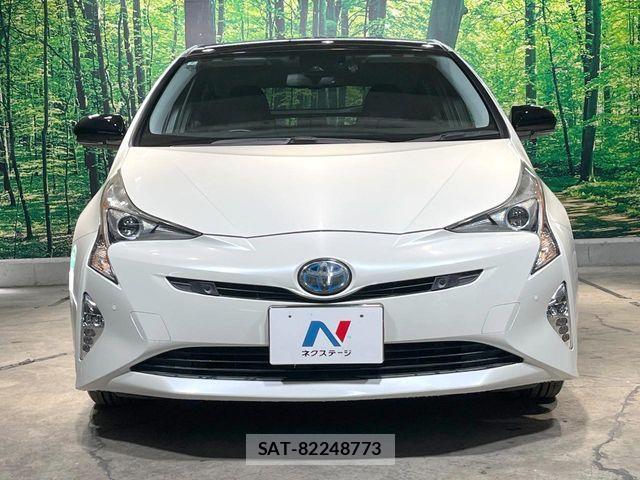 Toyota PRIUS 2018-09 7223752-13