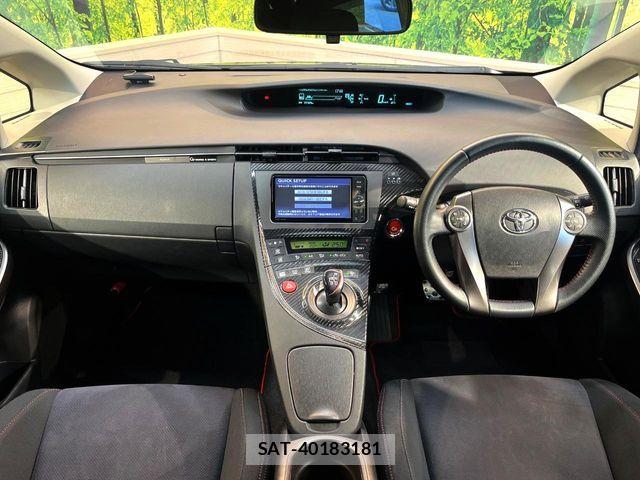 Toyota PRIUS 2012-03 7223643-1