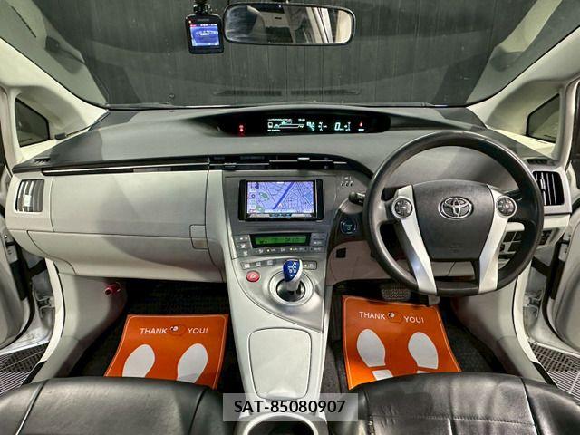 Toyota PRIUS 2013-03 7223655-4