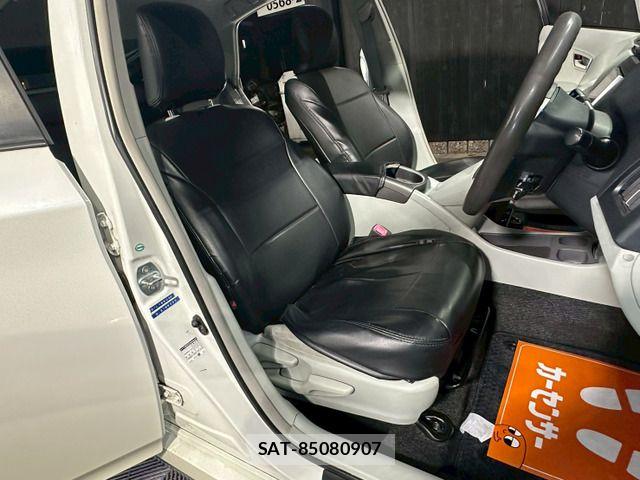 Toyota PRIUS 2013-03 7223655-5