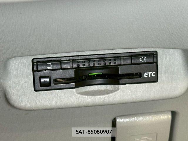 Toyota PRIUS 2013-03 7223655-7