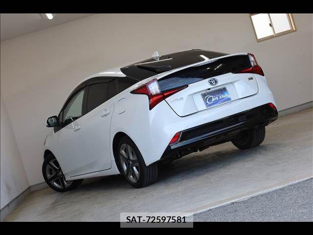 Toyota PRIUS 2022-03 7223794-9