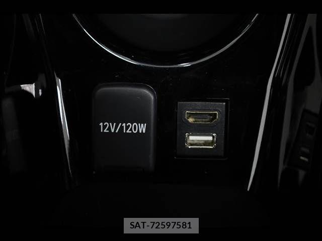 Toyota PRIUS 2022-03 7223794-14