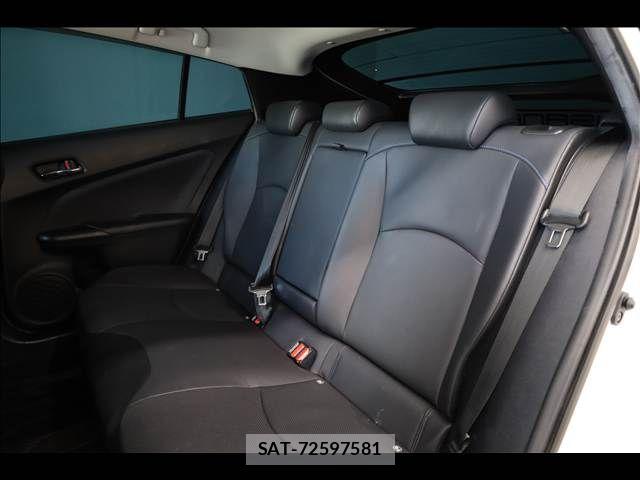 Toyota PRIUS 2022-03 7223794-17