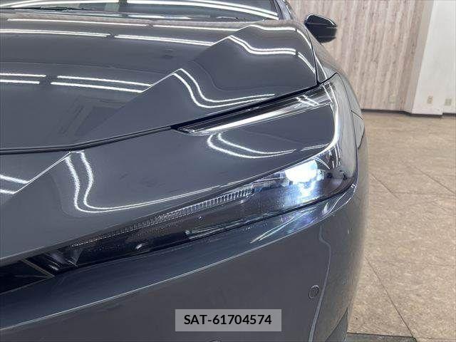 Toyota PRIUS 2023-10 7223824-10