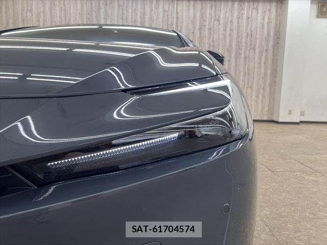 Toyota PRIUS 2023-10 7223824-20